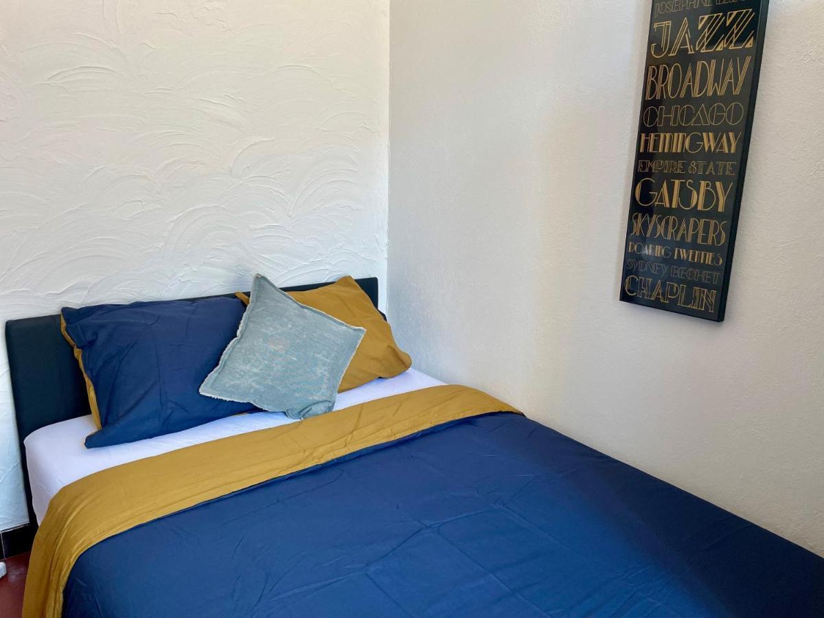 L'Univers Du Possible / Parking / Centre A 100 M Apartment Avignon Luaran gambar